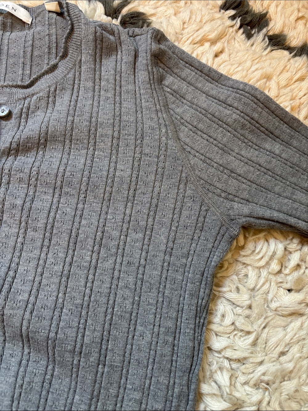 Doen Light Gray Ribbed Button-Front Top - Picture 11 of 17